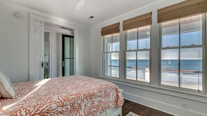 4 habitaciones, tabla de planchar con plancha, wifi y ropa de cama 