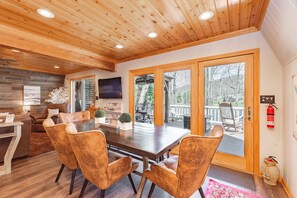 Interior - Rustic Lake Getaway Just Steps to Wisp & Fun (MCHENRY)