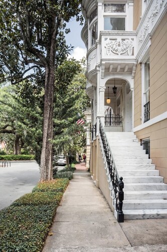 The Wedding Cake Main House