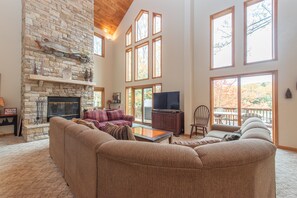 Smart TV, fireplace, DVD player
