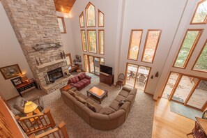 Smart TV, fireplace, DVD player