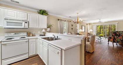 10TH Hole True Blue, Ground Floor 2BR, Community Pool