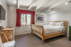 3 bedrooms, free WiFi, bed sheets - Chalet #21, Slope Side Ski in Ski Out Spacious Fam (Mammoth Lakes)