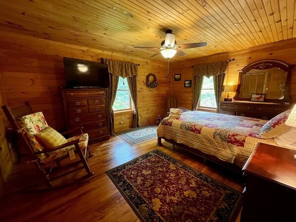 2 quartos, Wi-Fi de cortesia, roupa de cama