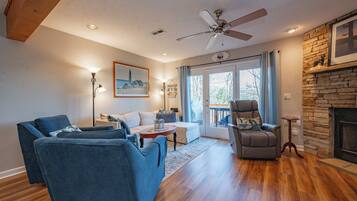 Smart TV, fireplace, video games