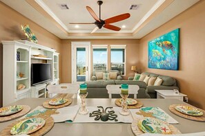 Flat-screen TV, offices - The Flight Deck (Bolivar Peninsula)