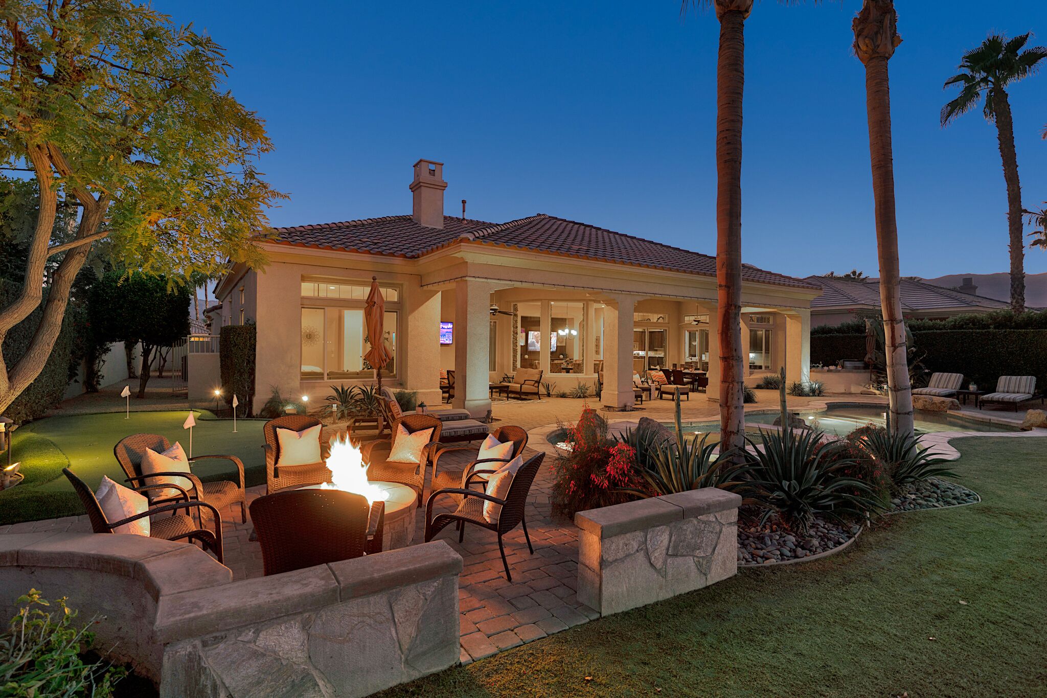 Beautiful nights around the Firepit