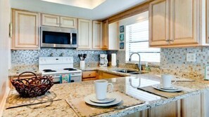 Uklassifisert bilde, 4 av 22, knapp