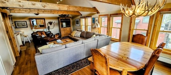 Perfect location in Crested Butte; walking distance to Elk Ave!