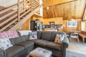 TV, fireplace, DVD player