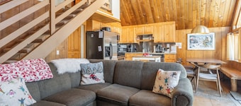 Ski in / ski out Slope Side cabin - Chalet # 7