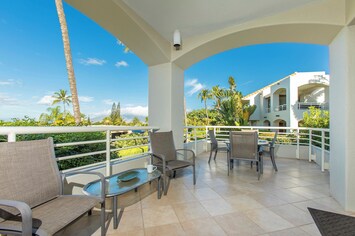 Private Lanai with Plenty of Space to Relax!