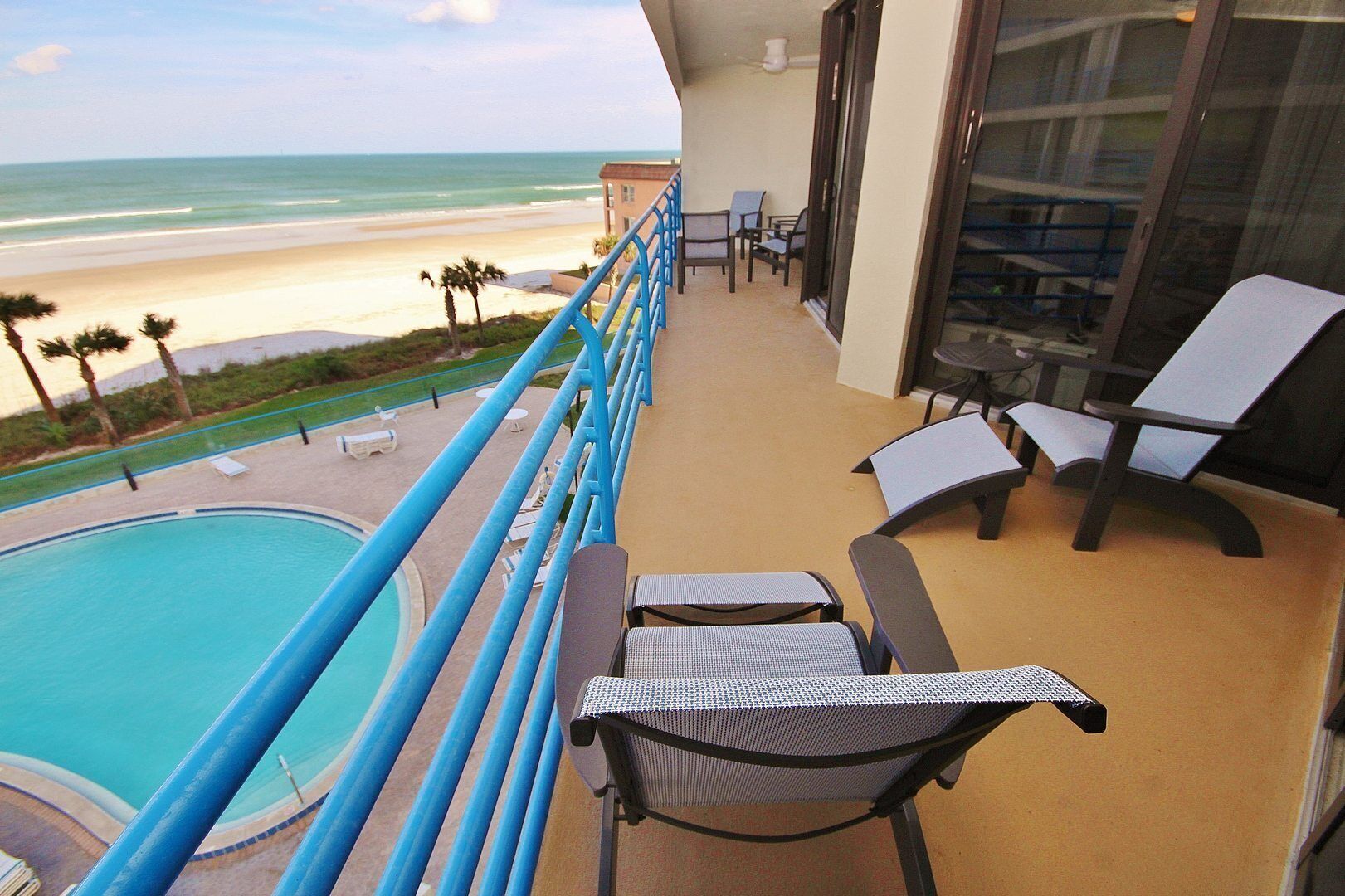 Wake Up to an Ocean Sunrise in this Large, Luxury Condo