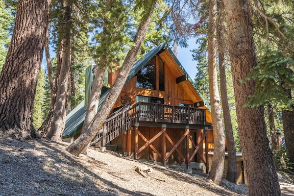 Chalet 23 summer exterior