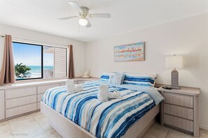 4 chambres, fer et planche à repasser, Wi-Fi, draps fournis