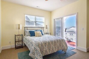 6 bedrooms, iron/ironing board, free WiFi, bed sheets
