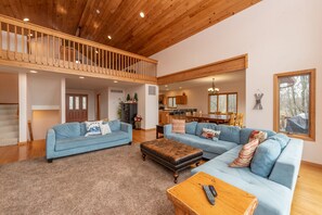 Smart TV, fireplace, DVD player