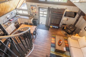 TV, fireplace, DVD player - Chalet #5, Ski In Ski Out Chalet at the Main Lodge (Mammoth Lakes)