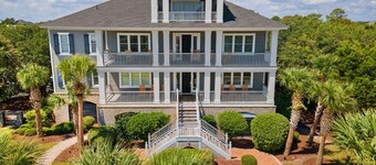 Sprawling Home Close to the Beach