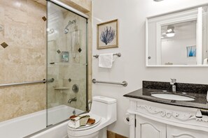 Hair dryer, towels - Haven on the Water P811-2 (Oceanside)