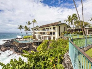 Exterior - Family Retreat W/Kitchen and Lanai–Poipu Shores<br> (POIPU)