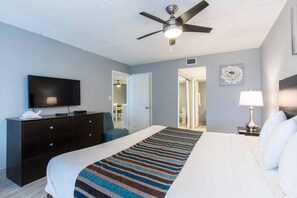 2 bedrooms, iron/ironing board, Internet, bed sheets - Saida IV 703 - Cozy Condo w/ Beachfront Balcony, Small Dog Friendly, Oceanfront Pools & Spas (South Padre Island)