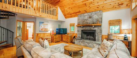 Smart TV, fireplace, DVD player, foosball