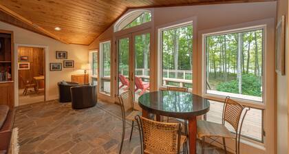 Sunset Dream - Accueil au bord du lac dans la communauté calme Sandy Beach