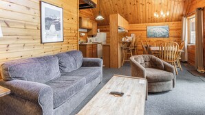TV, fireplace, DVD player - Chalet #25, Charming Ski in/ Ski Out, just steps to the Mountain (Mammoth Lakes)