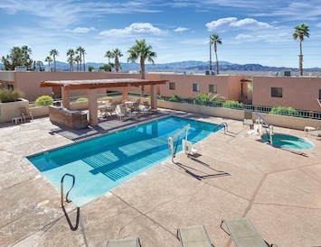 Havasu Dunes Resort Pool Area