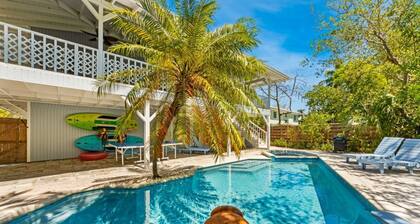 Kingfish: *Canalfront *Paddleboards *Putt Putt *Heated Pool *Hot Tub