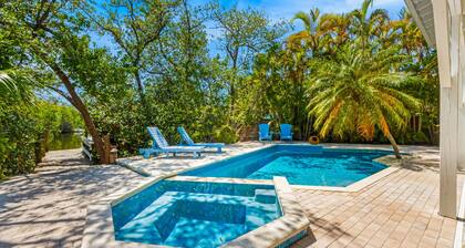 Kingfish- North End, casa familiar en el canal!<br><br><br><br><br>Wi-Fi gratis