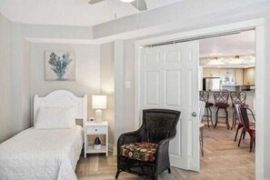 6 bedrooms, iron/ironing board, free WiFi, bed sheets