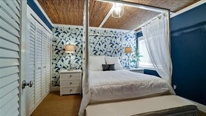 Luokittelematon kuva, 2 kautta 43, painike