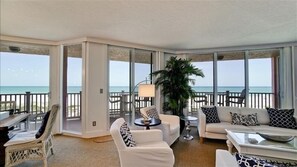 Unclassified image, 4 of 43, button