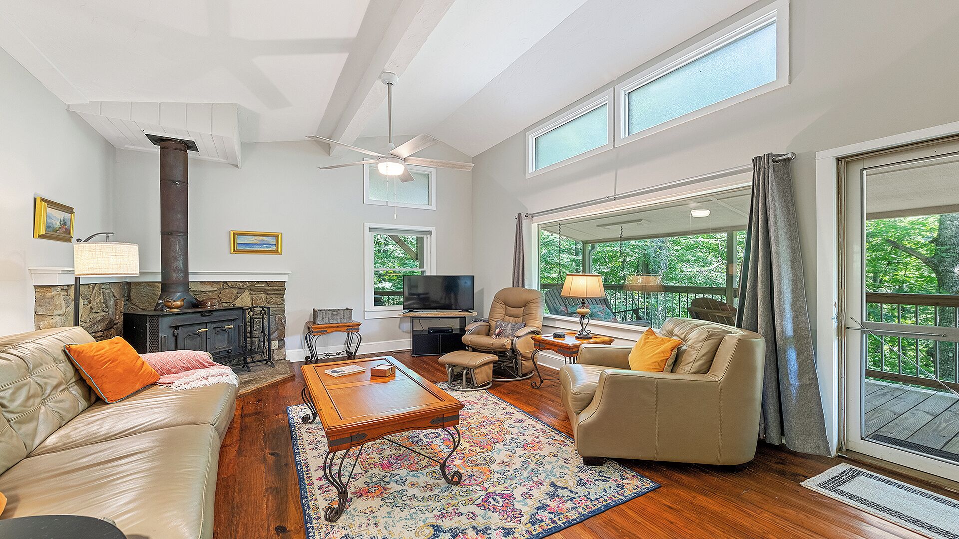 TV connectée, cheminée