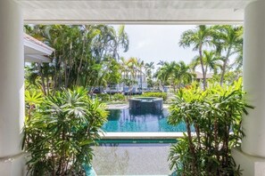 Immagine non classificata, 5 di 48, pulsante