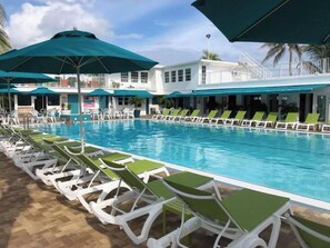 Pool - P21  - Charming 3 bedroom 3.5 bath duplex with dockage and Cabana Club. (Key Colony Beach)