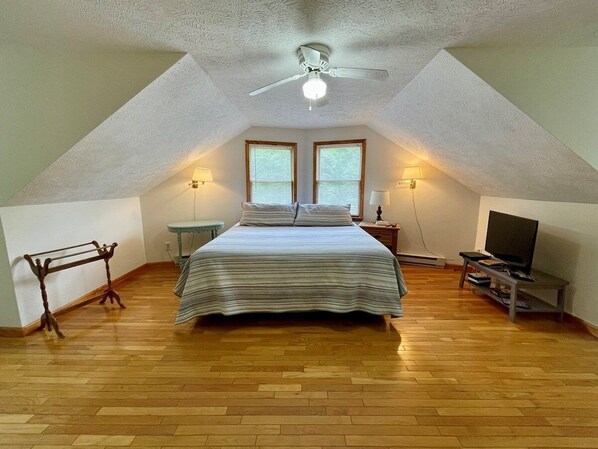 6 Schlafzimmer, Reisekinderbett, kostenloses WLAN, Bettwäsche