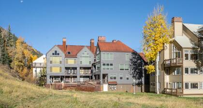 Pasos Condominio acogedor para elevación Coonskin