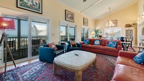 Een televisie, een dvd-speler en een stereo