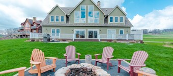 Updated Lakefront Retreat w/ Pool Table & Hot Tub