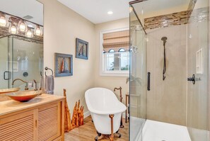 Hair dryer - P02 - 5 bed, 3.5 bath home with large private pool in Sombrero Beach! (Marathon)