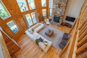 Smart TV, fireplace, table football, stereo