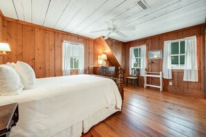 9 bedrooms, WiFi, bed sheets