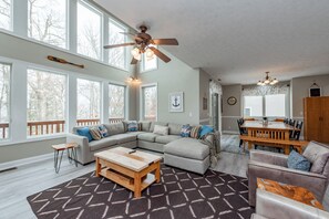 Smart TV, fireplace, DVD player, computer monitors