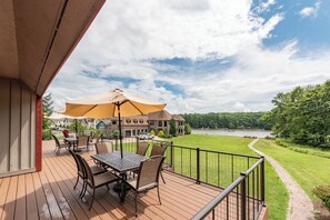 Outdoor dining - Luxury Lake Escape w/ Indoor Pool & Hot Tubs (Swanton)