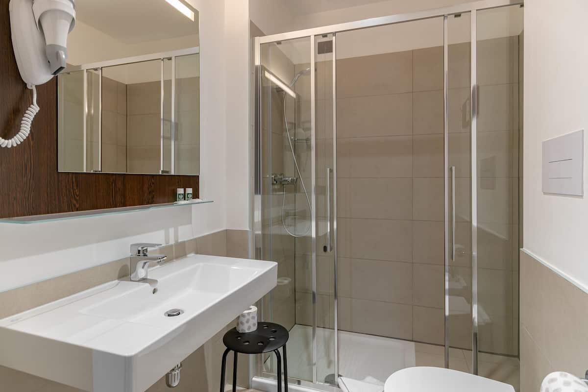 In-room safe, desk, laptop workspace, soundproofing