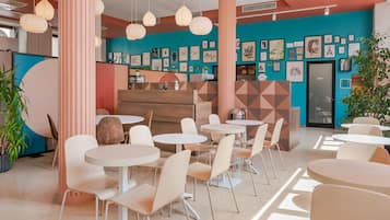 تناول الطعام