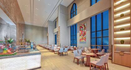 Ramada Plaza Dongxing City Center